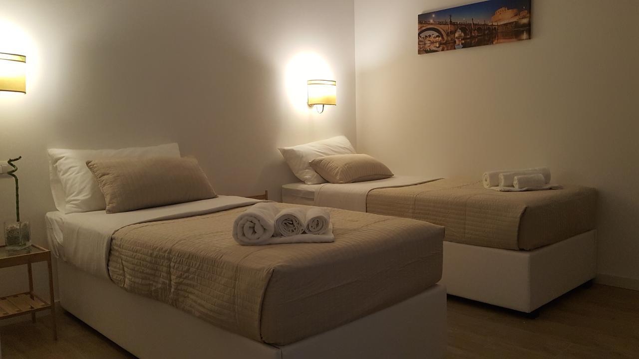 Alloggio Turistico Al Colosseo Bed & Breakfast - Rome — Photos 3